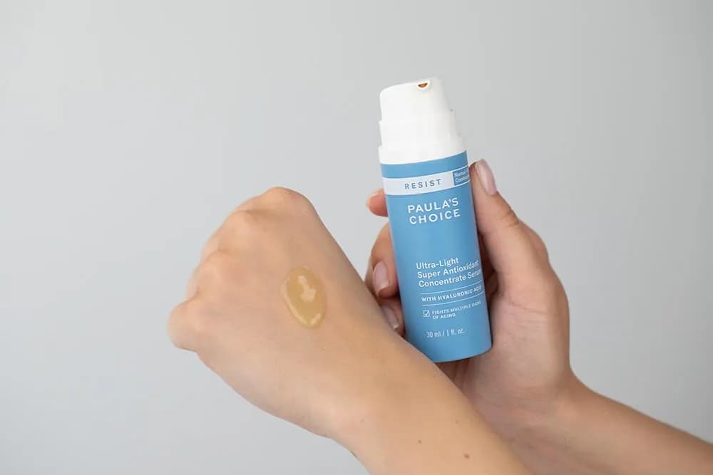 Serum po 40. roku życia: Klucz do młodszej i jędrniejszej skóry